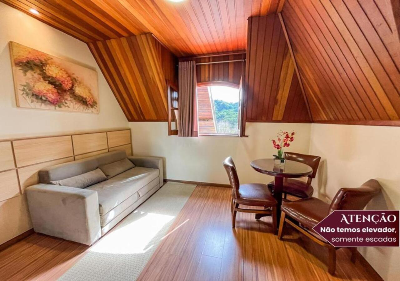 Euro By Nacional - A 800 Metros Da Capivari 3* Campos do Jordão